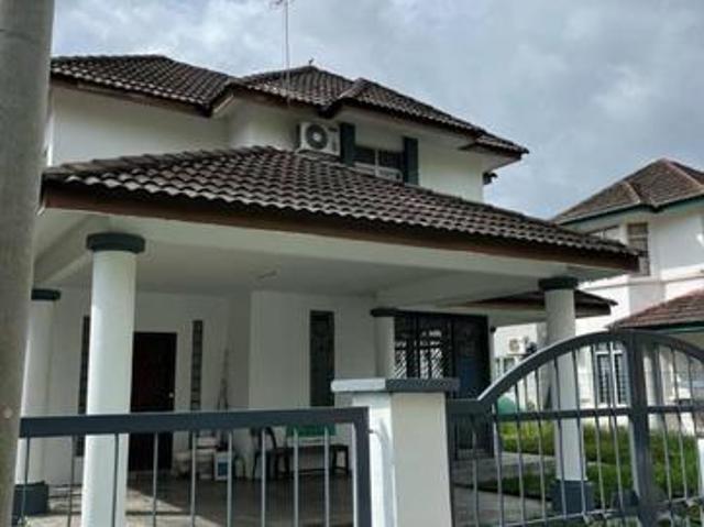 Bungalow Double Storey Landed House Taman Tasik Semenyih Selangor