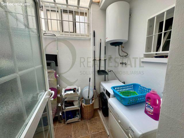 Bungalow dúplex con terraza, patio y excelente ubicación en Puerto Marino – Gran Alacant