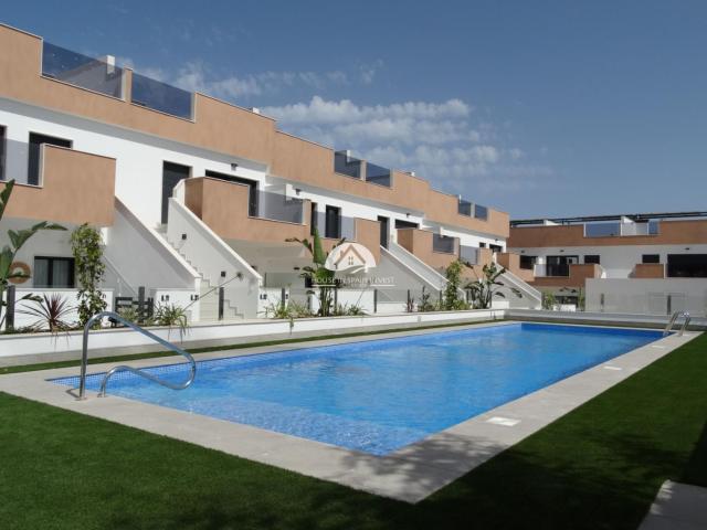 Bungalow en venta a estrenar en Pilar de la Horadada Alicante