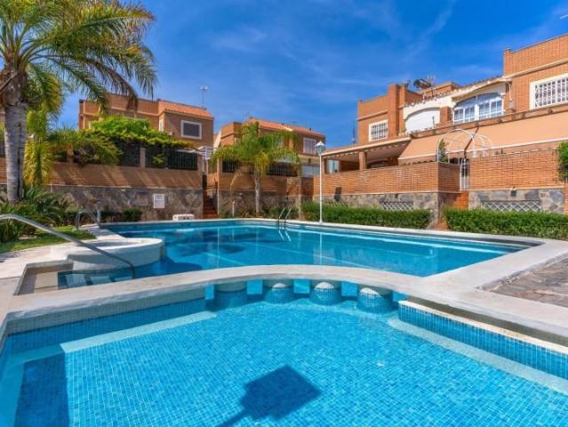 Bungalow en venta Almería