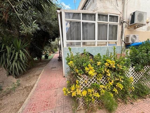 Bungalow en venta en Torrevieja, Nueva Torrevieja