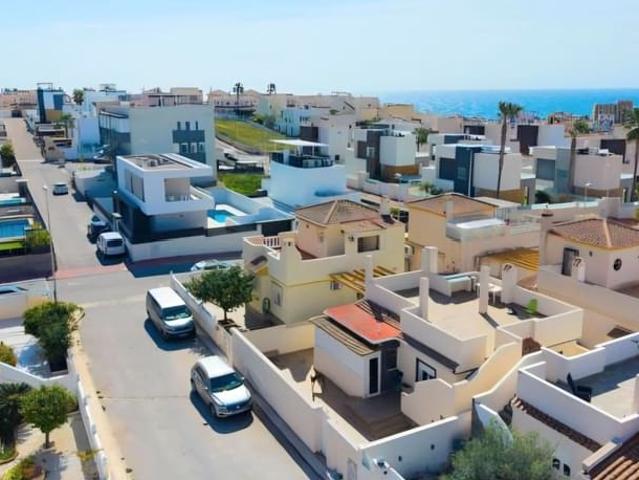 Bungalow en venta en Torrevieja, Alicante Costa Blanca