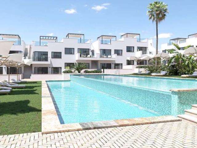 Bungalow en venta en Torrevieja, Alicante Costa Blanca