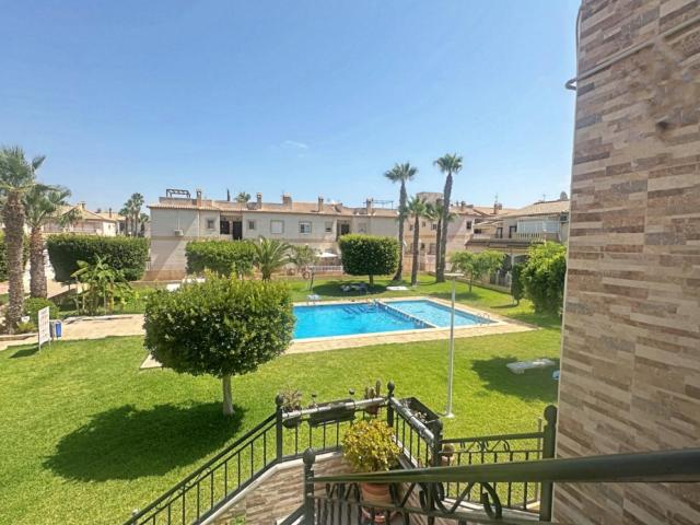 Bungalow en venta en Torrevieja Alicante