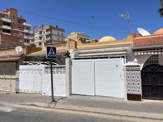 Bungalow en venta en Torrevieja Alicante