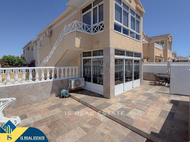 Bungalow en venta en Torrevieja, Centro