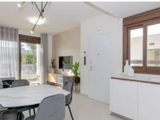 bungalow en Venta en Torrevieja. ETRV T9490
