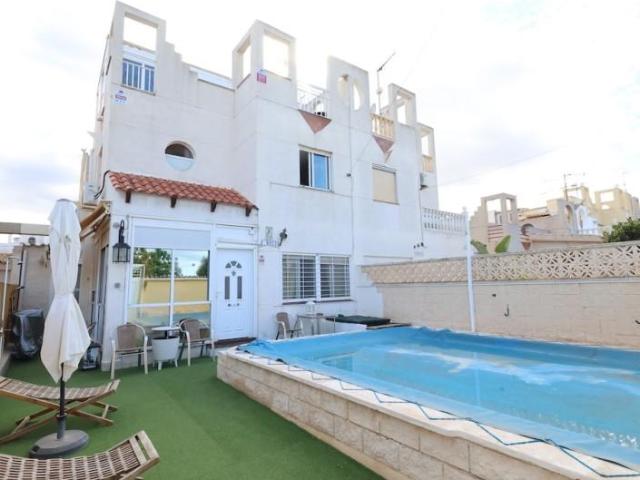 Bungalow en venta en Torrevieja, El Chaparral