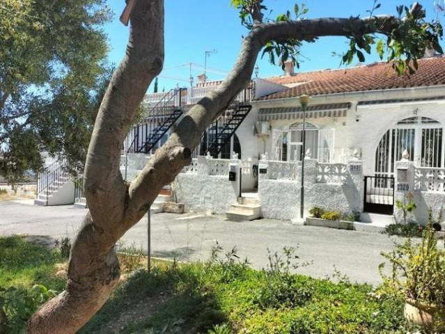 Bungalow en venta en Torrevieja, La Siesta El Salado Torreta