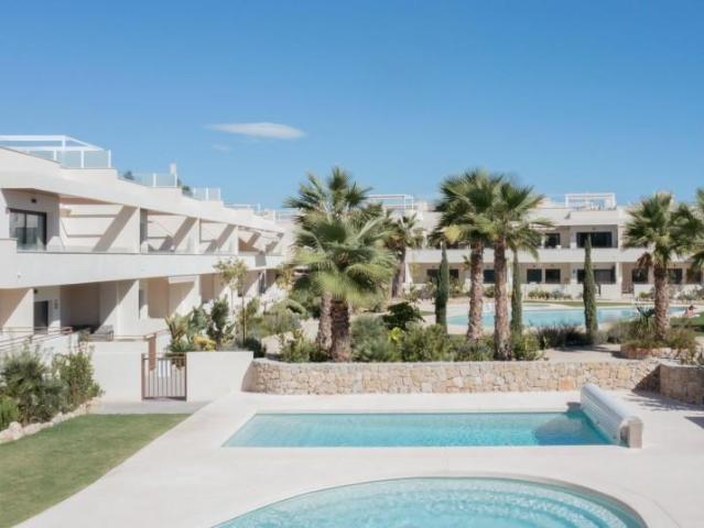Bungalow en venta en Torrevieja, La veleta