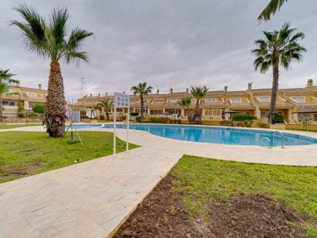 Bungalow en venta en Torrevieja, Los altos