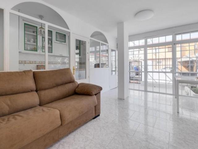 Bungalow en venta en Torrevieja, Playa de los Naufragos