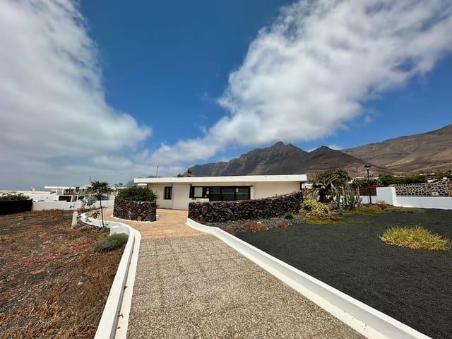 Bungalow en venta en Caleta de Famara, Lanzarote