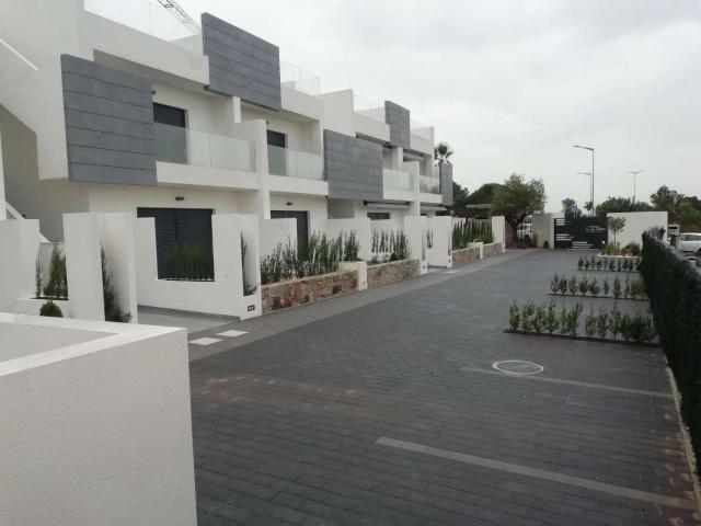 Bungalow en venta en construcción en Torrevieja Alicante