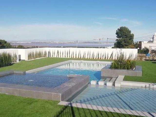Bungalow en venta en Los Balcones, Alicante Costa Blanca