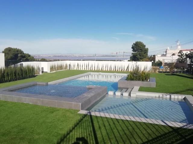 Bungalow en venta en Los Balcones, Alicante Costa Blanca