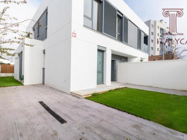 Bungalow en venta en Mairena del Aljarafe, Nuevo Bulevar