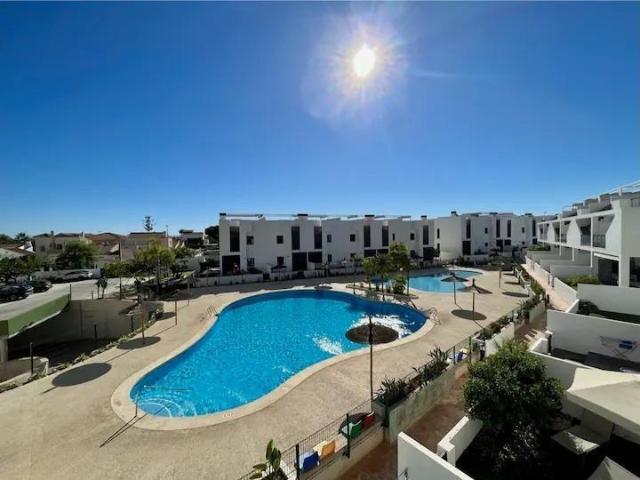 Bungalow en venta en Pilar de la Horadada, Mil Palmeras