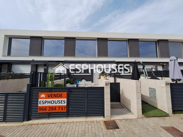 Bungalow en venta en Santa Pola Alicante