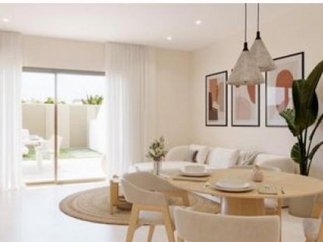 bungalow en Venta en San Pedro Del Pinatar. ETRV T9786