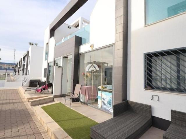 Bungalow en venta Orihuela Costa