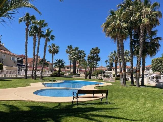Bungalow en venta Orihuela Costa