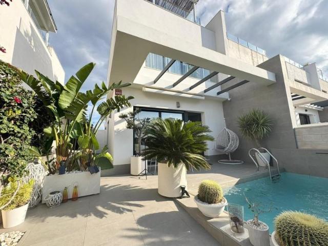 Bungalow en venta Orihuela Costa