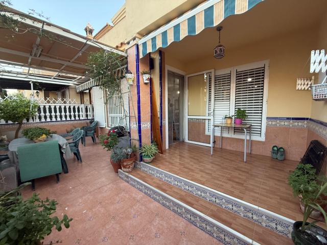 Bungalow en alquiler temporal desde septiembre hasta mayo de 2027