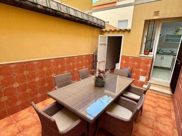 Bungalow en alquiler en Alcalá de Guadaira, Centro
