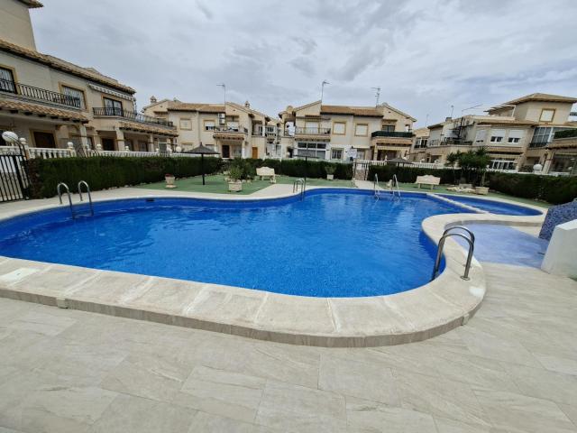 Bungalow en Orihuela Costa.Alicante