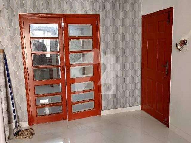 Bungalow Facing 1st Floor 2 Bedroom Apartment For Sale