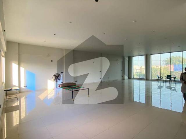 Bungalow facing offices available for rent on murtuza commercial