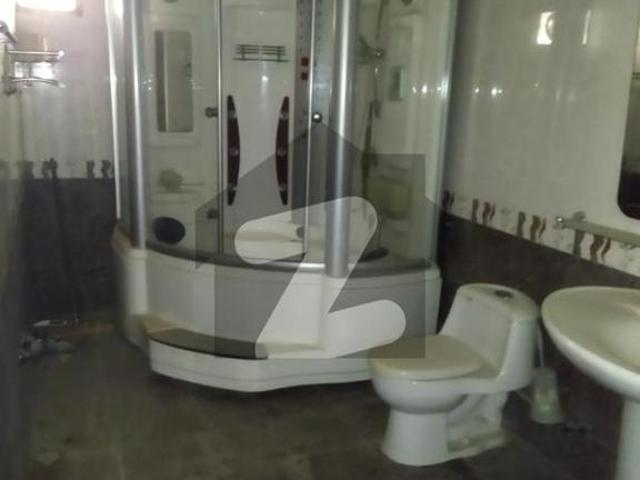 Bungalow For Commercial Use Bahadurabad