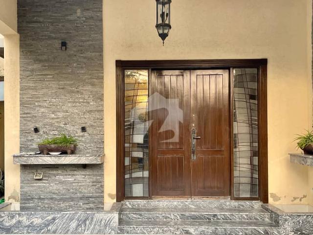 Bungalow For Sale 500 Square Yards In DHA Phase 5
