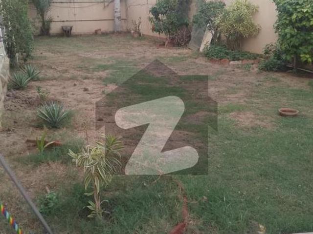 Bungalow For Sale 1000 Square Yards In DHA Phase 7