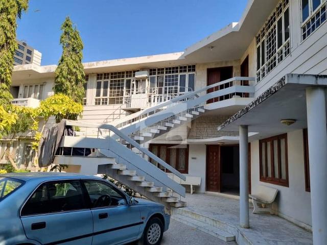 Bungalow for sale 1000 yards smchs