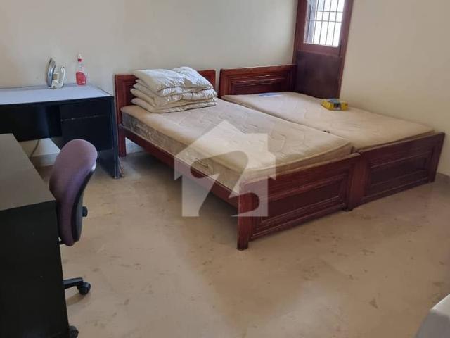 Bungalow For Sale. 333 Yards Phase 6 Beautiful House
