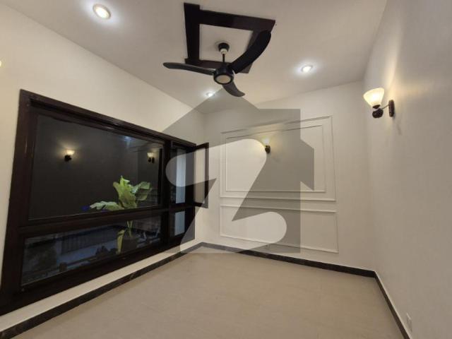 Bungalow for sale dha phase 8