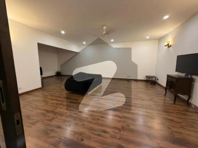 Bungalow For Sale DHA Phase 8