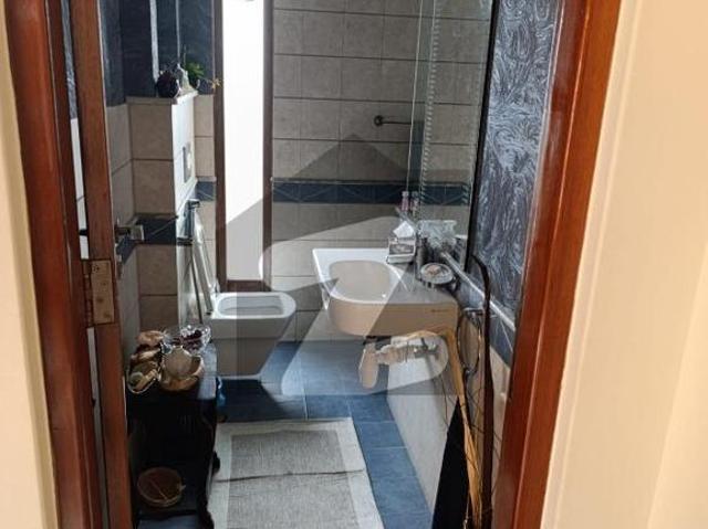 Bungalow for sale dha phase viii 500 yard 2+4be drooms drawing dining tv lounge near park owner belt with basement prime location dha phase 8 zone a