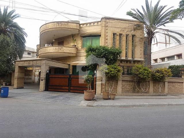 Bungalow For Sale Main Shaheed E Millat Road