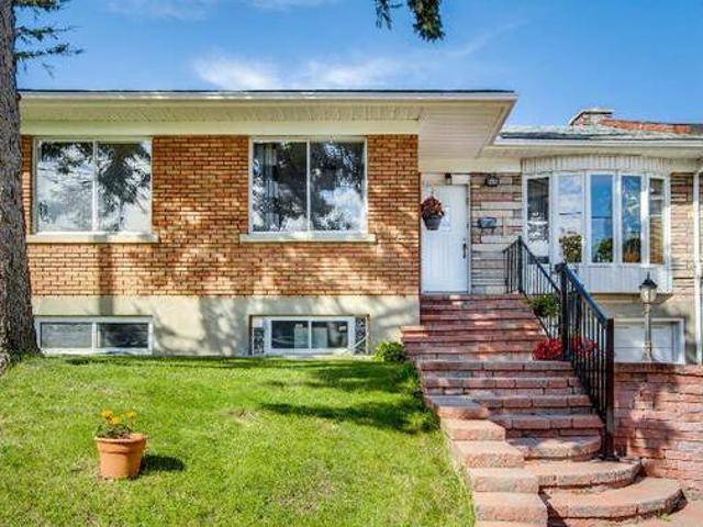 Bungalow for sale Montréal SaintLaurent 749000