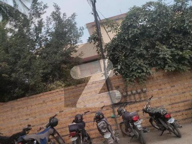 Bungalow For Sale Pechs Block 6 Shahra e Faisal