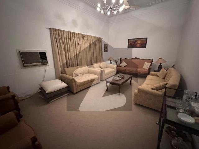 Bungalow for sale pechs block 6