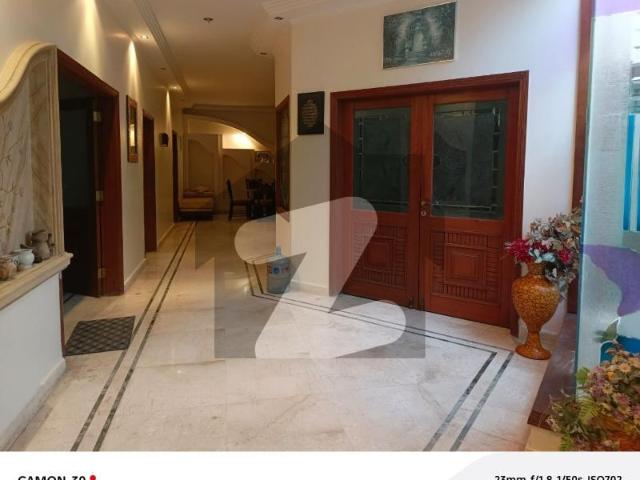 Bungalow For Sale Proper 2 Unit At Nishat Commercial Area