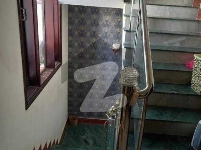 Bungalow For RENT 100 Sqyard With Basment DHA Phase 8
