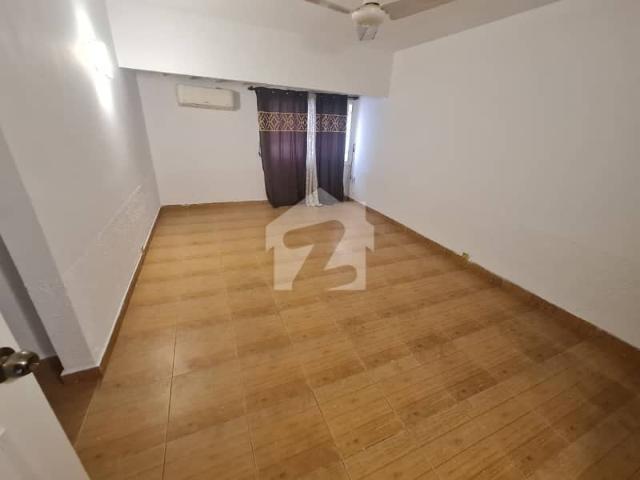 Bungalow For Rent 1200 Square Yards In DHA Phase 5