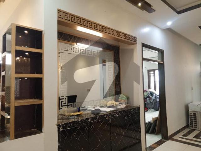 Bungalow For Rent Block 15, Gulistan E Johar, Karachi Prime Location: Near Continental Bakrey Gulistan e Jauhar Block 15