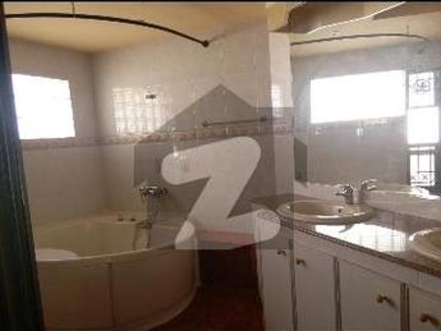Bungalow for rent dha phase 5