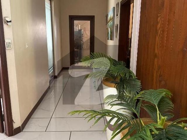 Bungalow for rent dha phase 8 500 yard well maintained dha phase 8